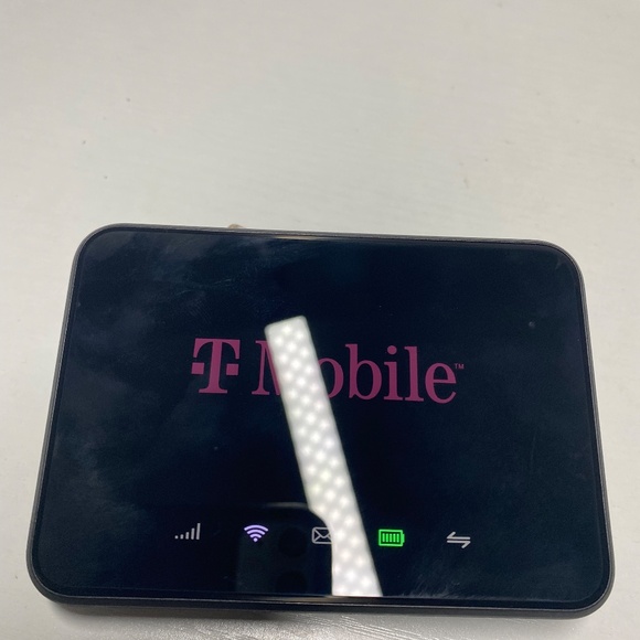 Prepaid HotSpot Tmobile 1000gb 5 years free wifi - Picture 2 of 5